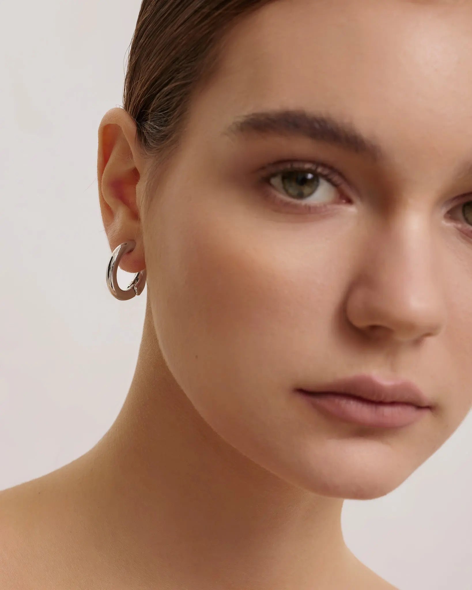 Chunky medium hoop earrings - DAUGHTERS JEWELRY