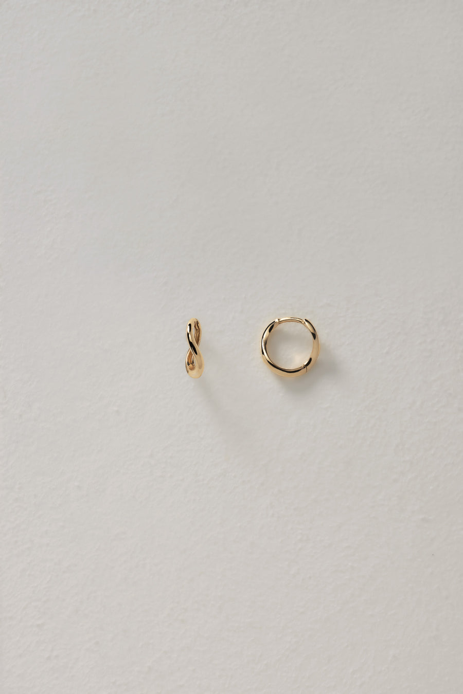 [14K] Wave tiny hoop