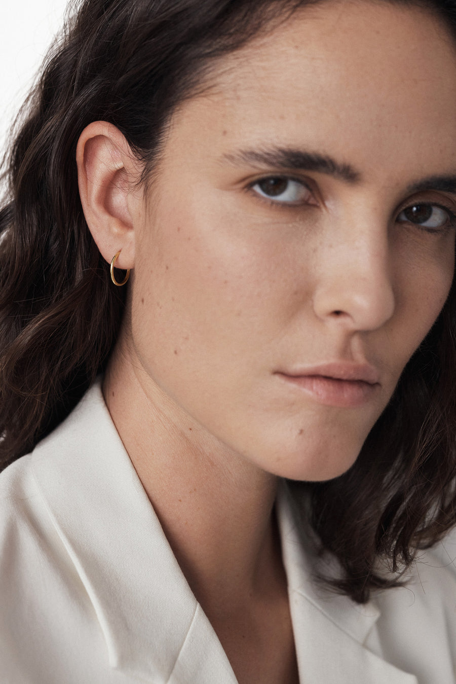 14k Skin hoop medium