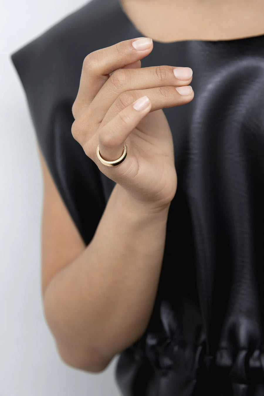 Inner stone ring
