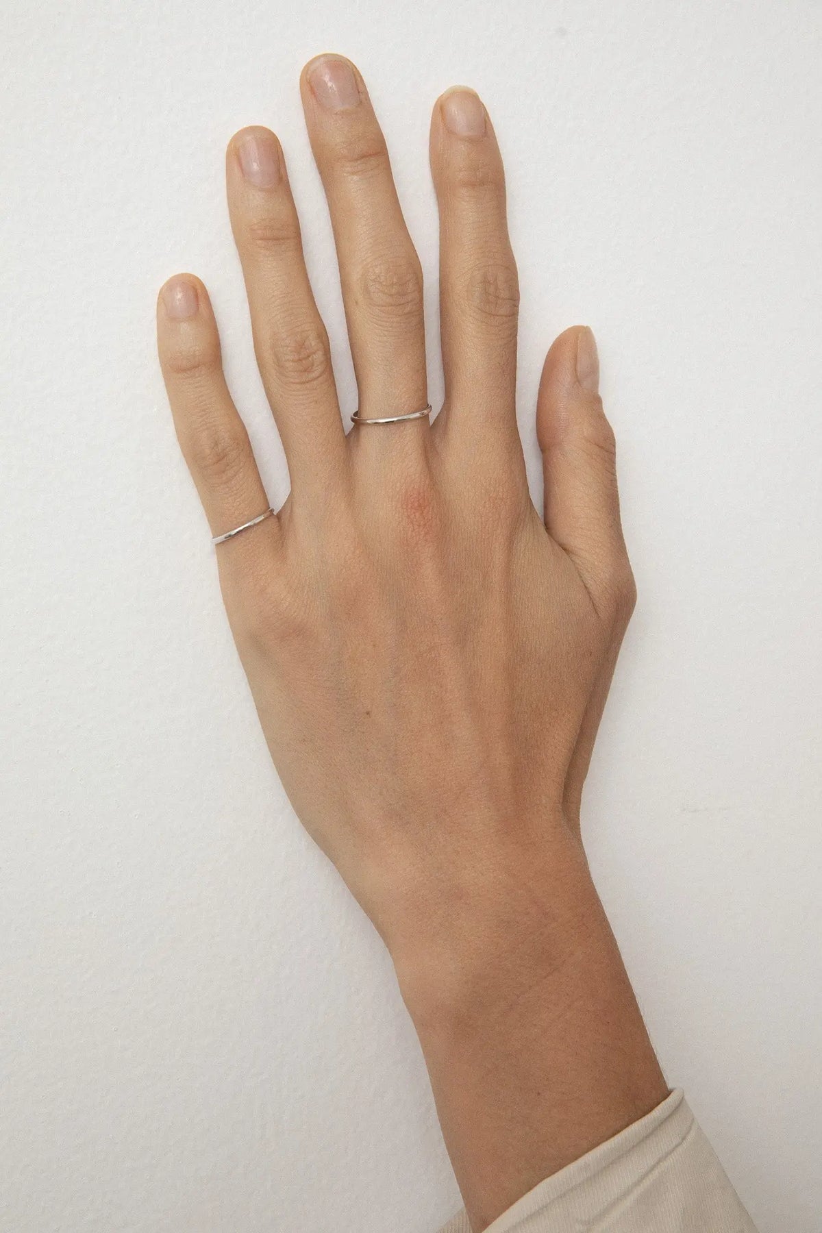 Slim glow ring