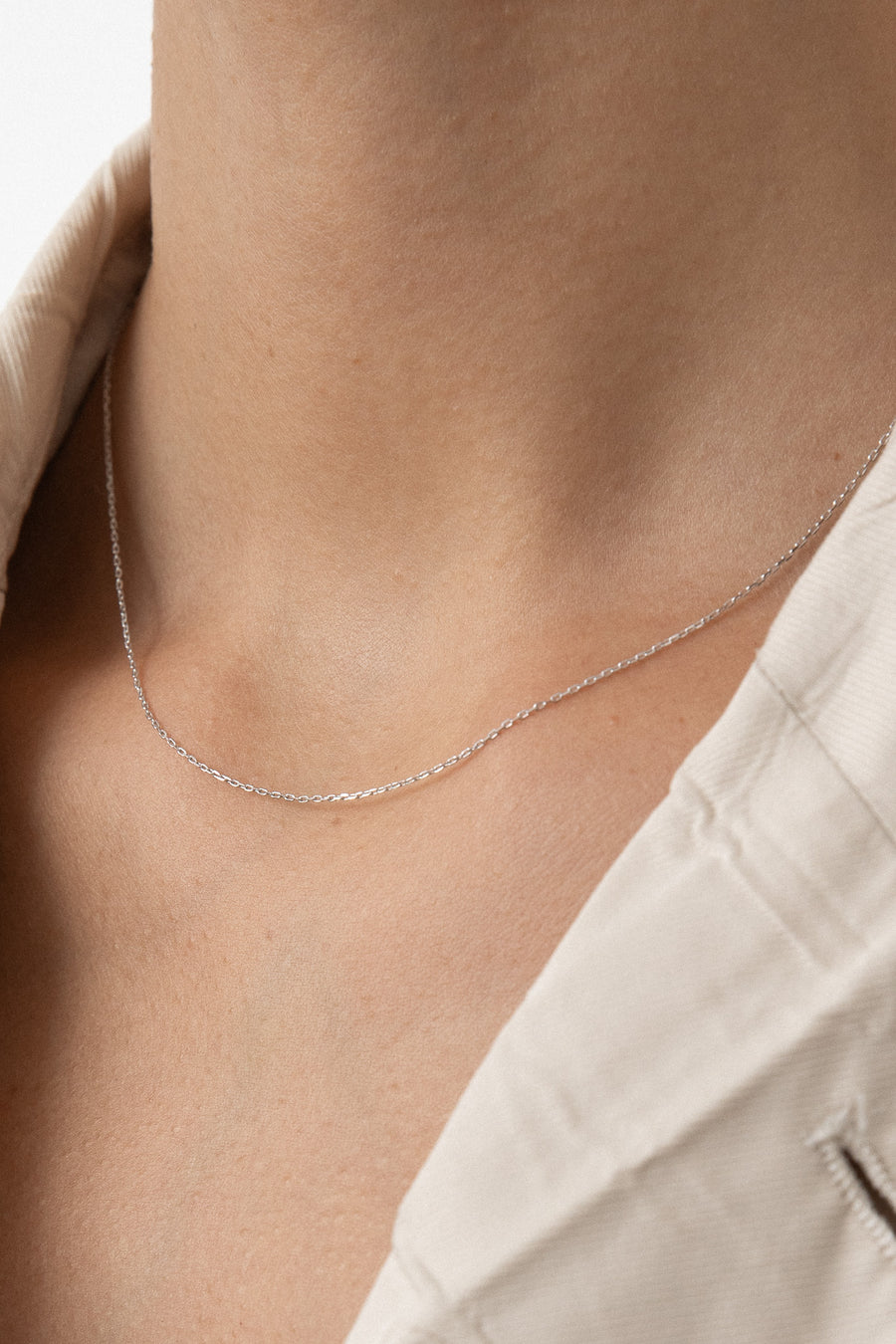 Skin chain necklace