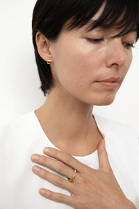 Form stone hoop - DAUGHTERS JEWELRY