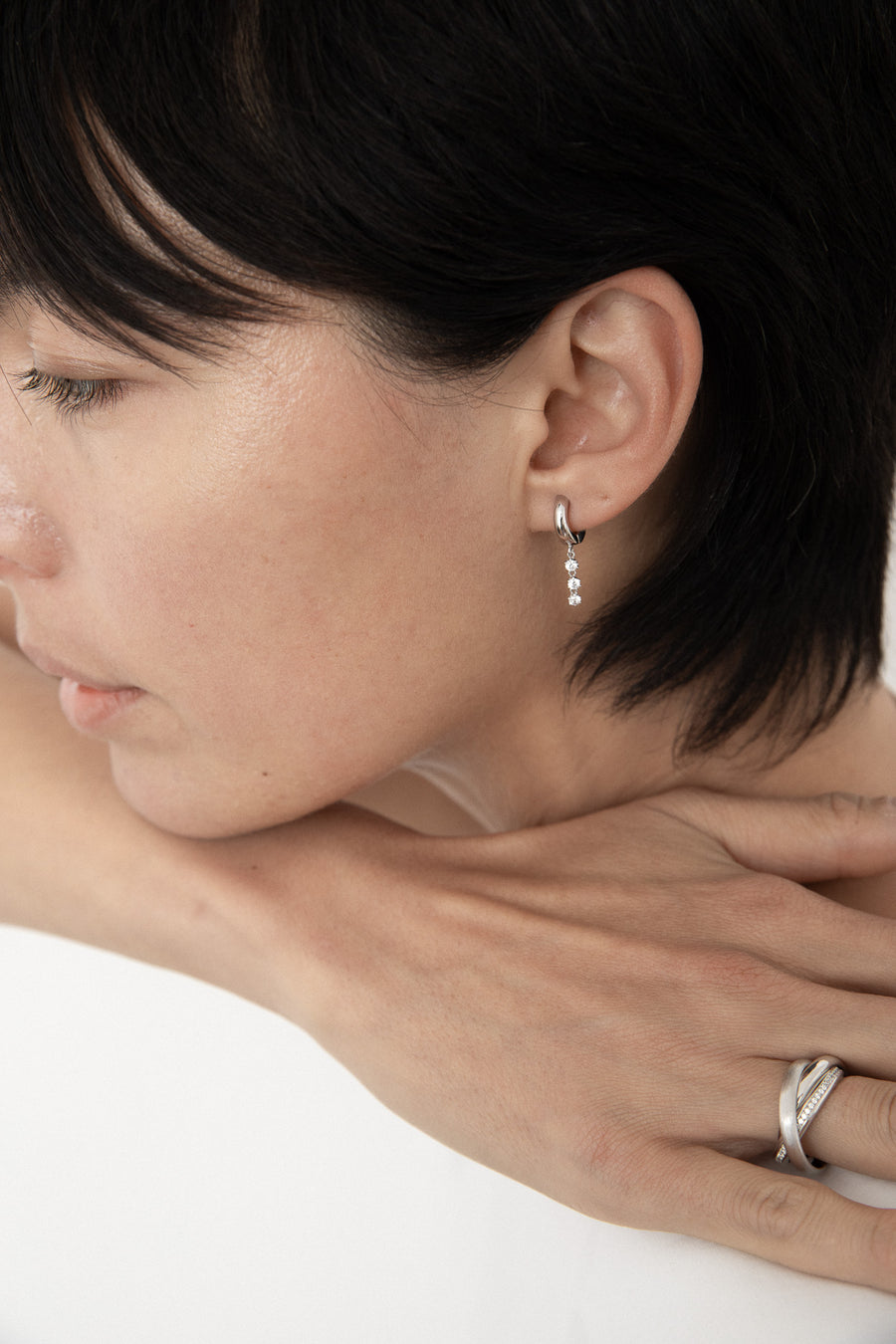 [SET]Three stone earrings & Roll on fusion ring