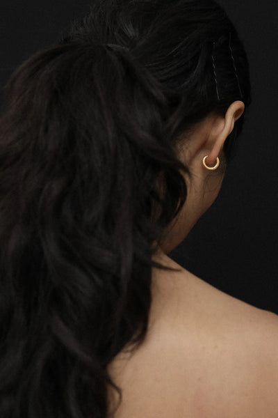 Basic matt small hoop - DAUGHTERS JEWELRY