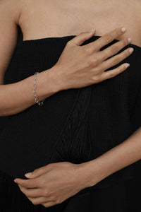 Twist oval bracelet - DAUGHTERS JEWELRY