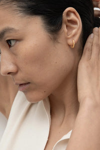 ドーターズジュエリー　Dewy hoopピアス Dewy hoop - DAUGHTERS JEWELRY