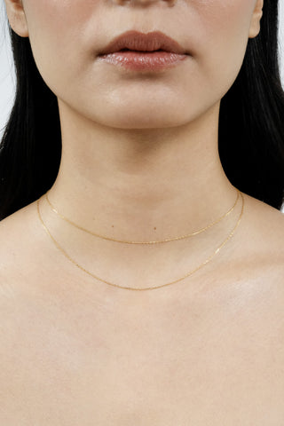 Skin chain layer necklace