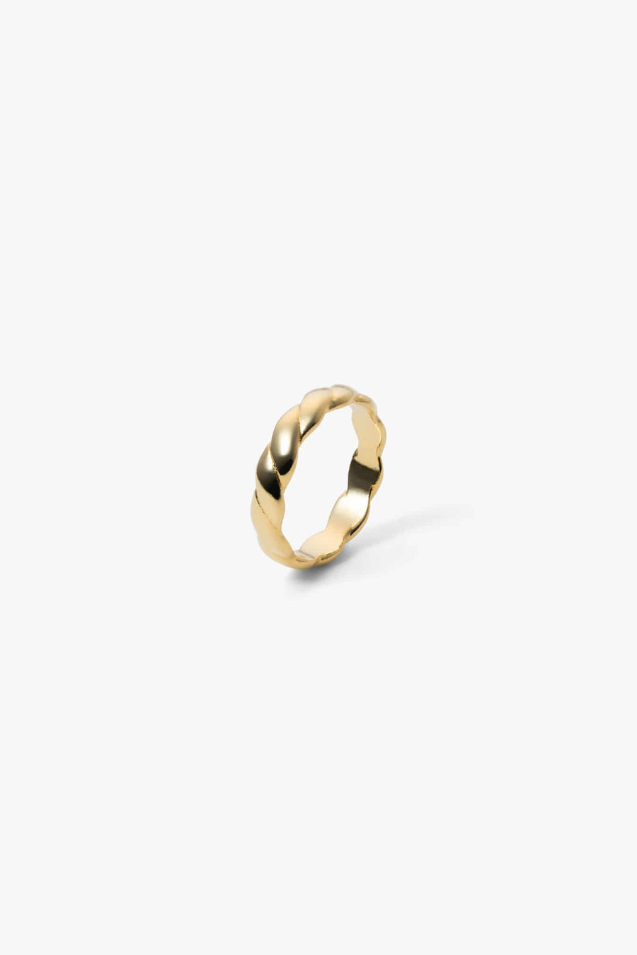 Twist design ring